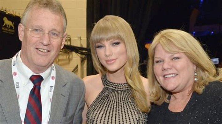 Are Taylor Swift's Parents Still Happily Married?