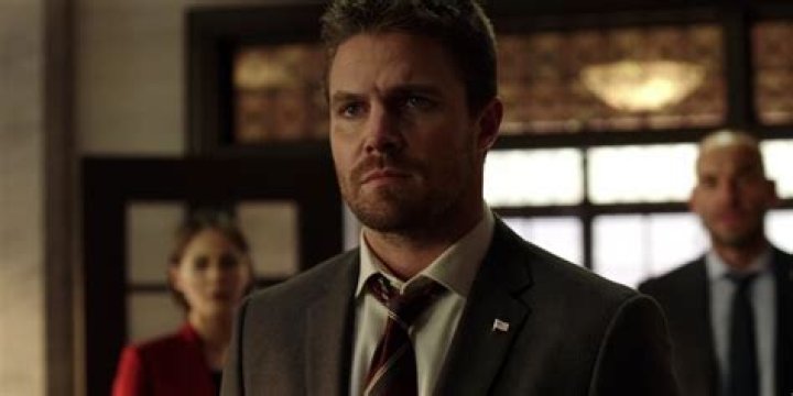 Exceptional Amell Actor: Your Source For All Things Amell