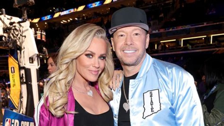 Is The Celebrity Couple Donnie And Jenny On The Rocks?