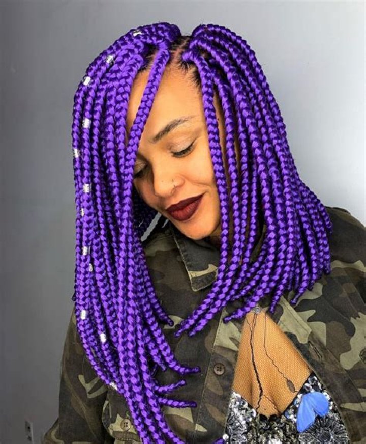 Stylish Medium Box Braids For Women: Elevate Your Look
