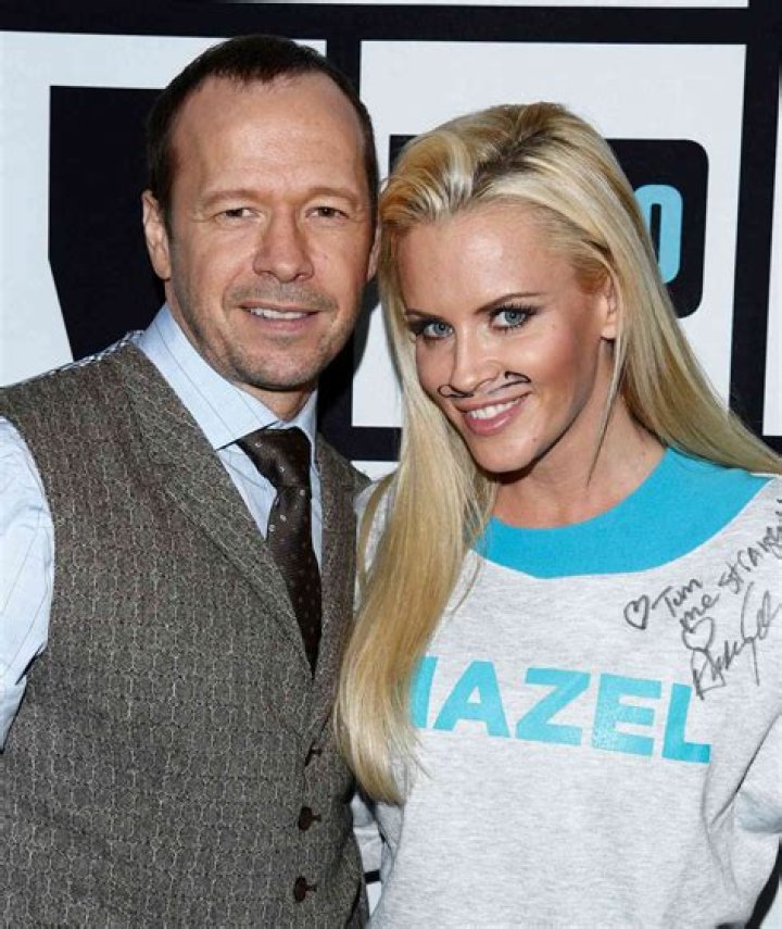 When Did Donnie Wahlberg Get Divorced? - All About His Split